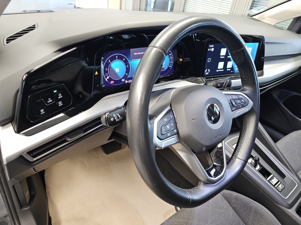 VW Golf Variant  bei Hoffmann Automobile in Wolfsburg kaufen und sofort mitnehmen - Bild 26