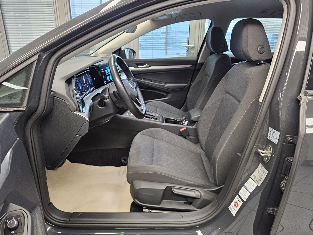 VW Golf Variant  bei Hoffmann Automobile in Wolfsburg kaufen und sofort mitnehmen - Bild 27