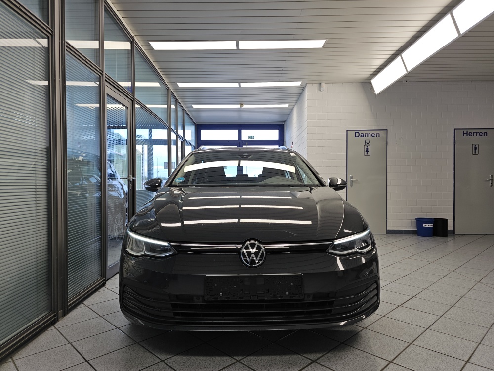 VW Golf Variant  bei Hoffmann Automobile in Wolfsburg kaufen und sofort mitnehmen - Bild 31