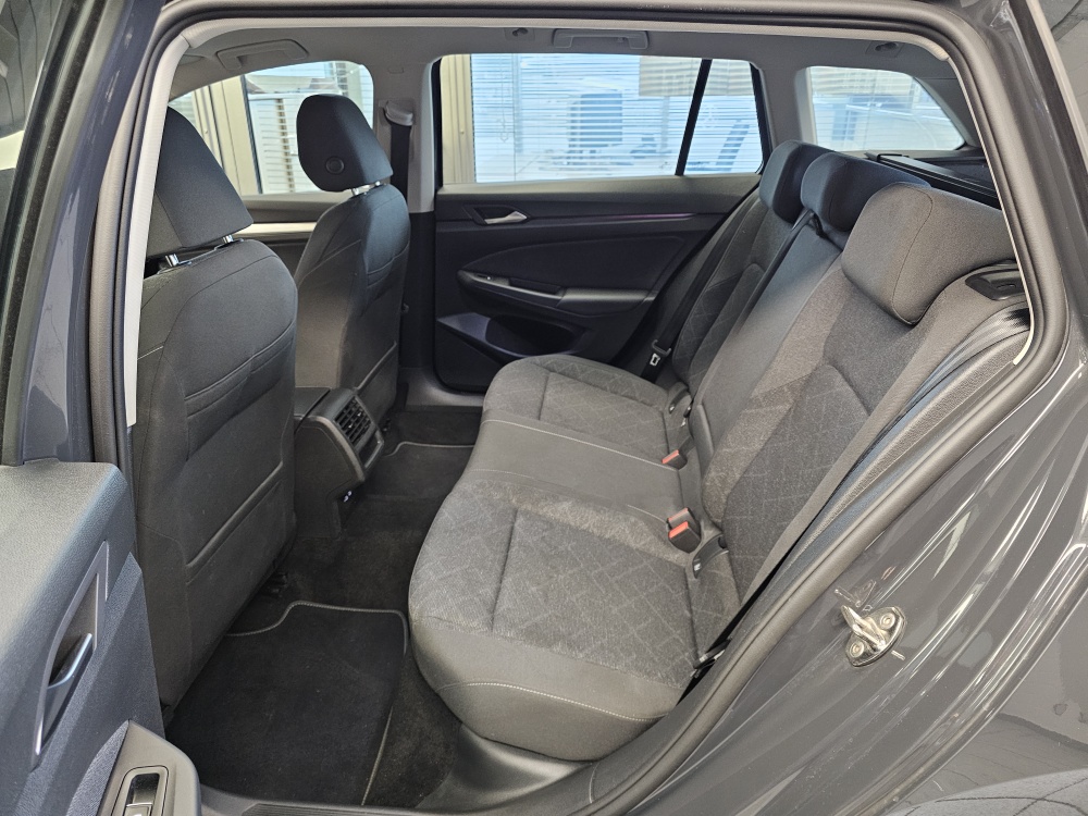 VW Golf Variant  bei Hoffmann Automobile in Wolfsburg kaufen und sofort mitnehmen - Bild 6