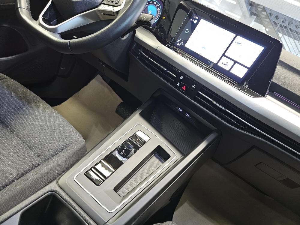 VW Golf Variant  bei Hoffmann Automobile in Wolfsburg kaufen und sofort mitnehmen - Bild 9