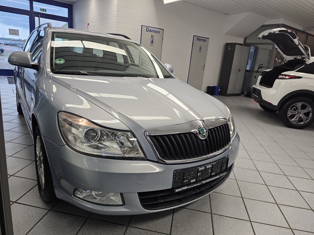 Skoda Octavia Combi  bei Hoffmann Automobile in Wolfsburg kaufen und sofort mitnehmen - Bild 19