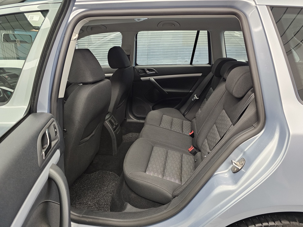 Skoda Octavia Combi  bei Hoffmann Automobile in Wolfsburg kaufen und sofort mitnehmen - Bild 6