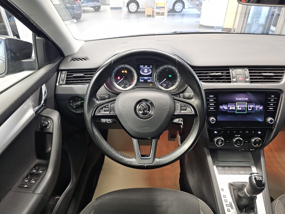 Skoda Octavia Combi  bei Hoffmann Automobile in Wolfsburg kaufen und sofort mitnehmen - Bild 20
