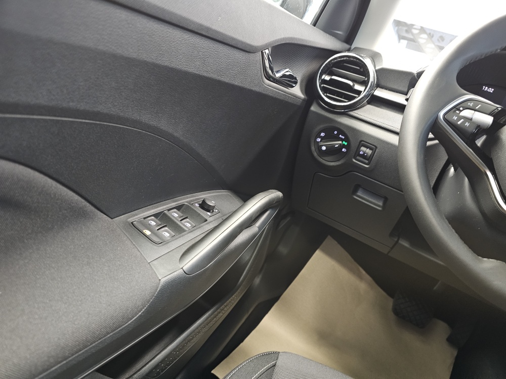 Skoda Fabia  bei Hoffmann Automobile in Wolfsburg kaufen und sofort mitnehmen - Bild 17