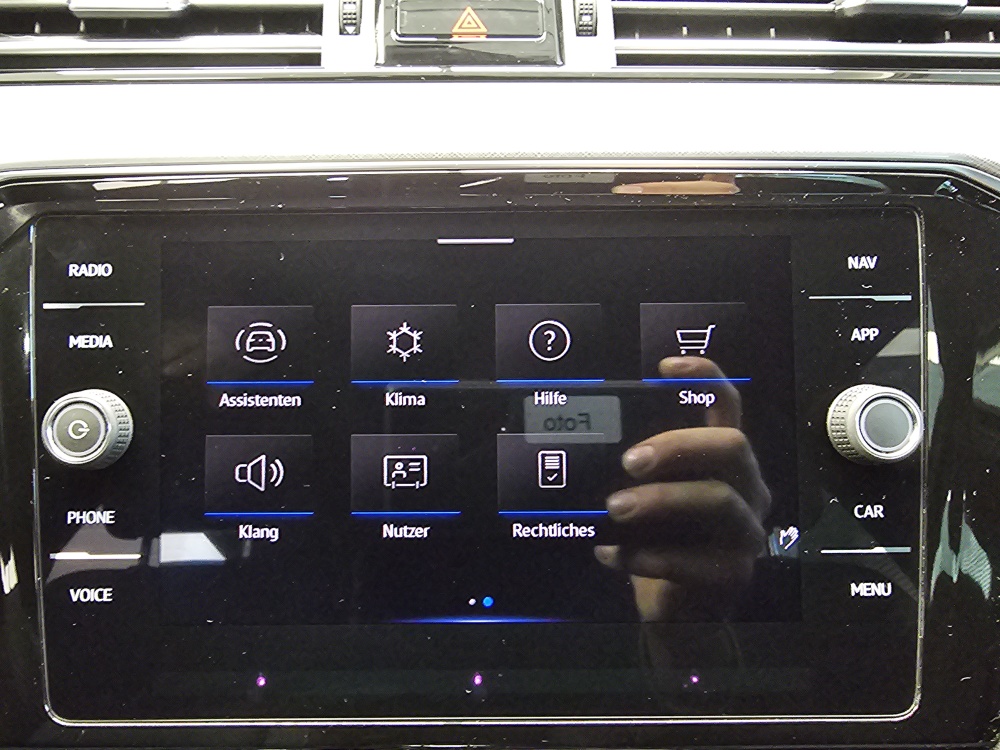 VW Passat Variant  bei Hoffmann Automobile in Wolfsburg kaufen und sofort mitnehmen - Bild 17