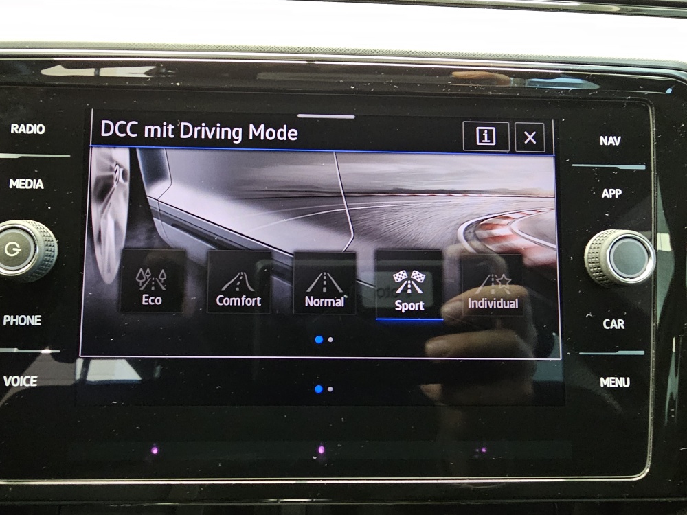 VW Passat Variant  bei Hoffmann Automobile in Wolfsburg kaufen und sofort mitnehmen - Bild 27