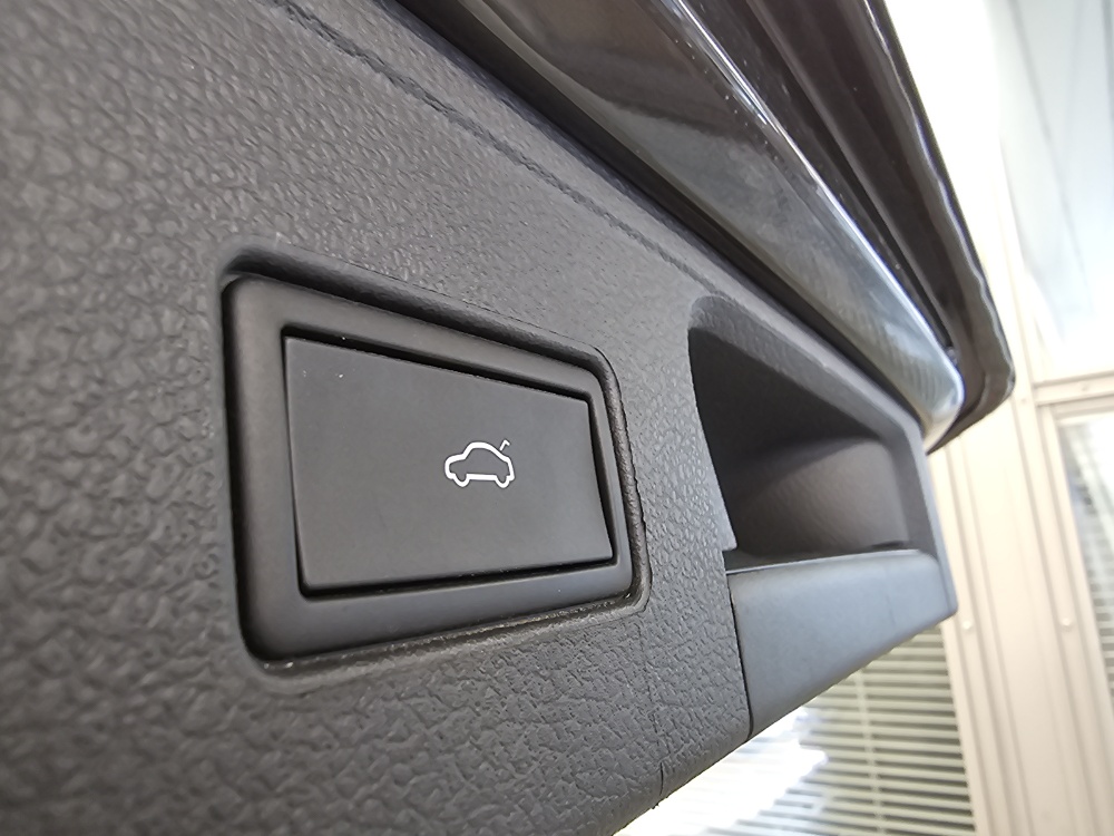 VW Passat Variant  bei Hoffmann Automobile in Wolfsburg kaufen und sofort mitnehmen - Bild 3