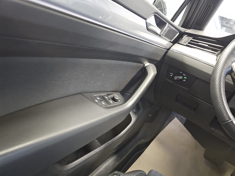 VW Passat Variant  bei Hoffmann Automobile in Wolfsburg kaufen und sofort mitnehmen - Bild 32