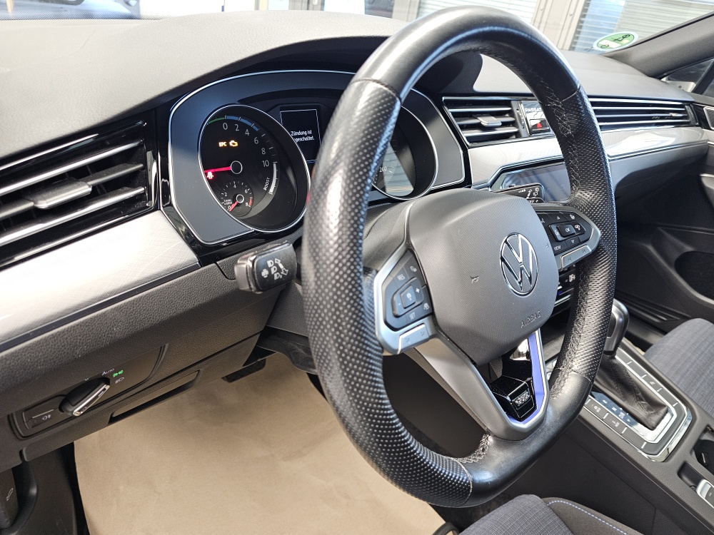 VW Passat Variant  bei Hoffmann Automobile in Wolfsburg kaufen und sofort mitnehmen - Bild 34