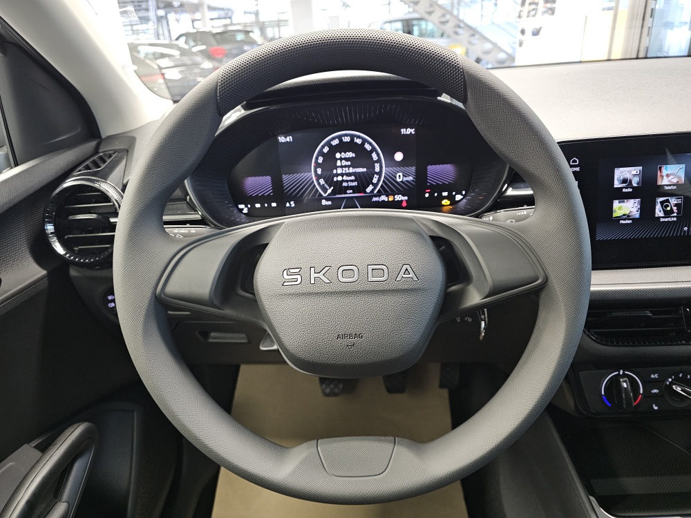 Skoda Fabia  bei Hoffmann Automobile in Wolfsburg kaufen und sofort mitnehmen - Bild 15