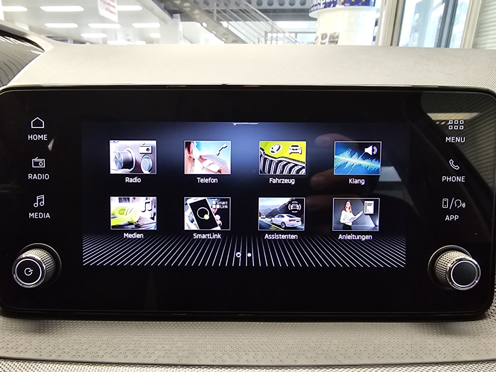 Skoda Fabia  bei Hoffmann Automobile in Wolfsburg kaufen und sofort mitnehmen - Bild 8