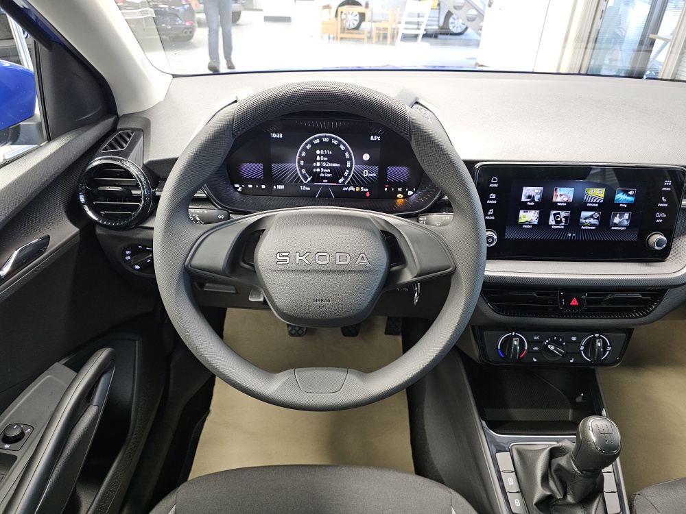 Skoda Fabia  bei Hoffmann Automobile in Wolfsburg kaufen und sofort mitnehmen - Bild 17