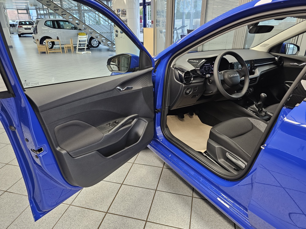 Skoda Fabia  bei Hoffmann Automobile in Wolfsburg kaufen und sofort mitnehmen - Bild 20