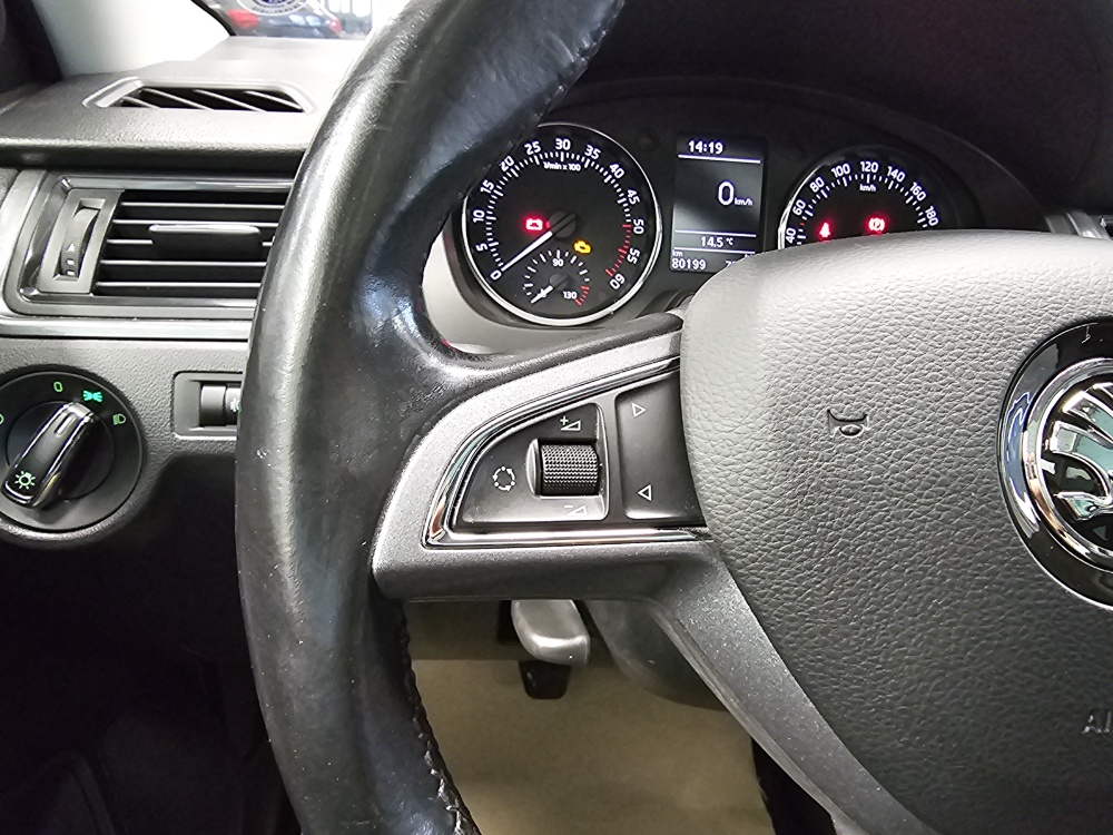 Skoda Rapid Spaceback  bei Hoffmann Automobile in Wolfsburg kaufen und sofort mitnehmen - Bild 10
