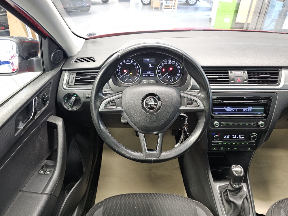 Skoda Rapid Spaceback  bei Hoffmann Automobile in Wolfsburg kaufen und sofort mitnehmen - Bild 12