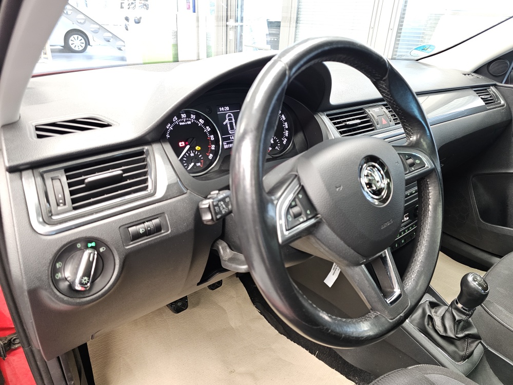 Skoda Rapid Spaceback  bei Hoffmann Automobile in Wolfsburg kaufen und sofort mitnehmen - Bild 14