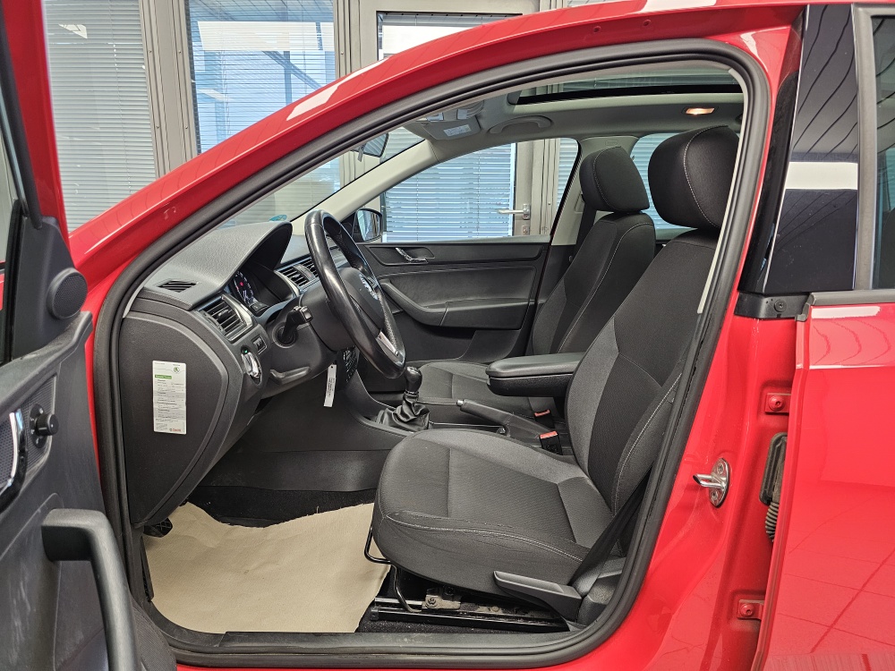 Skoda Rapid Spaceback  bei Hoffmann Automobile in Wolfsburg kaufen und sofort mitnehmen - Bild 15