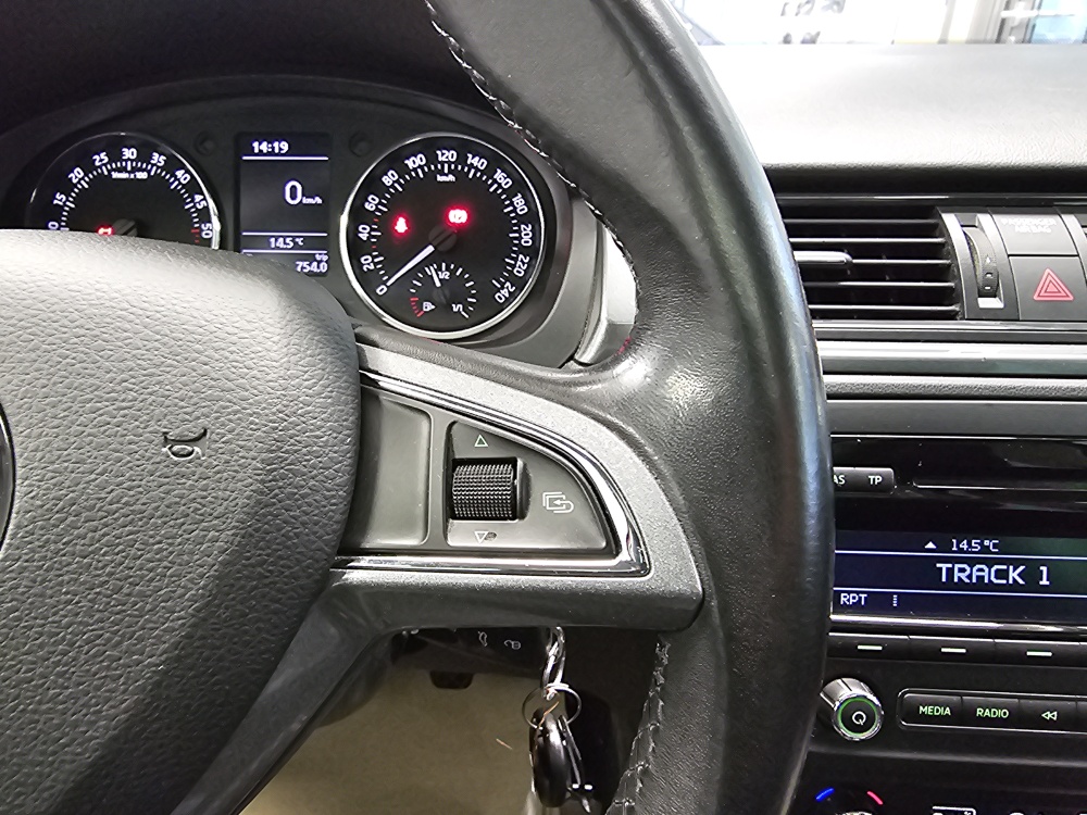 Skoda Rapid Spaceback  bei Hoffmann Automobile in Wolfsburg kaufen und sofort mitnehmen - Bild 9