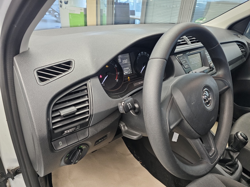 Skoda Fabia Combi  bei Hoffmann Automobile in Wolfsburg kaufen und sofort mitnehmen - Bild 16