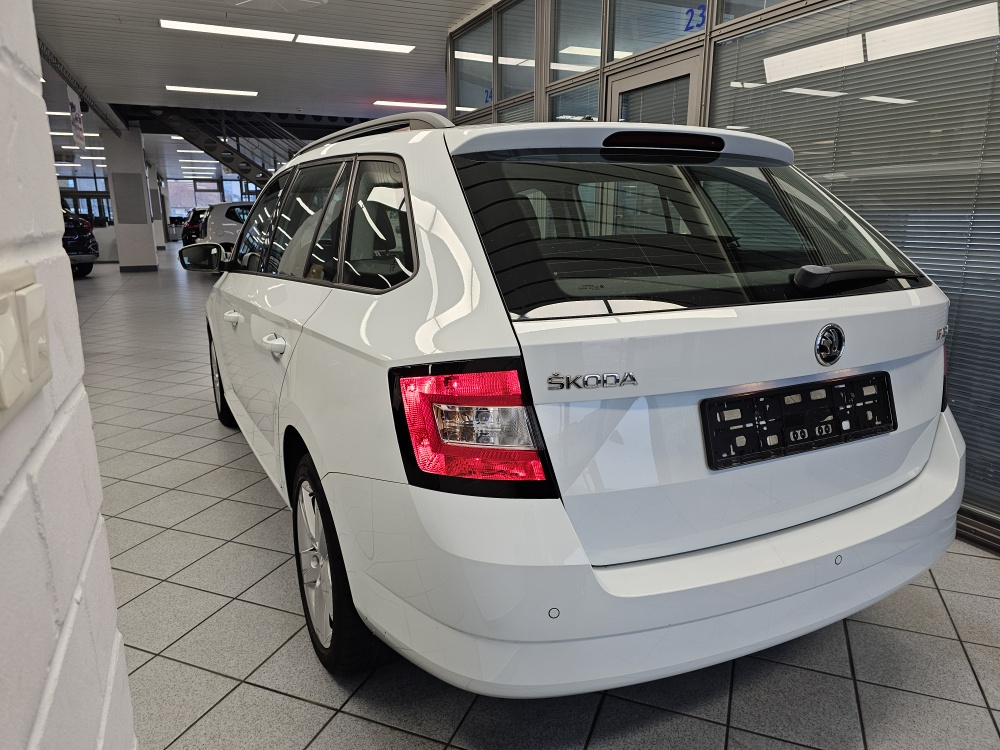 Skoda Fabia Combi  bei Hoffmann Automobile in Wolfsburg kaufen und sofort mitnehmen - Bild 5