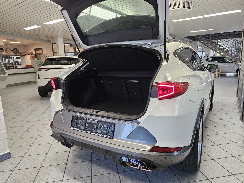 Cupra Formentor  bei Hoffmann Automobile in Wolfsburg kaufen und sofort mitnehmen - Bild 2