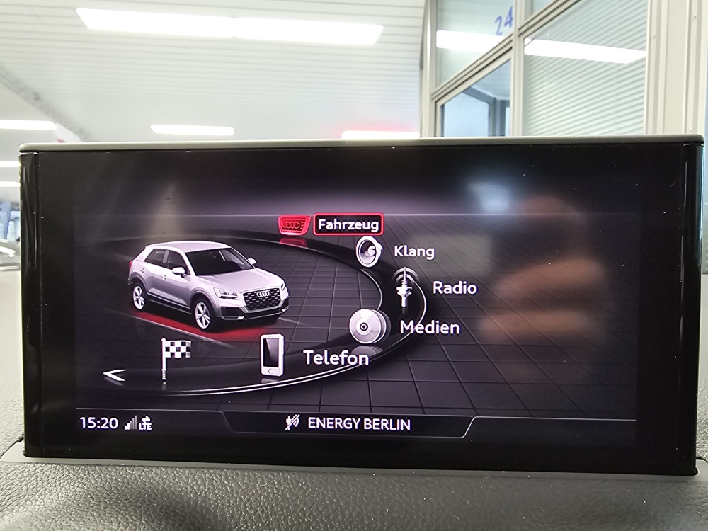 Audi Q2  bei Hoffmann Automobile in Wolfsburg kaufen und sofort mitnehmen - Bild 10