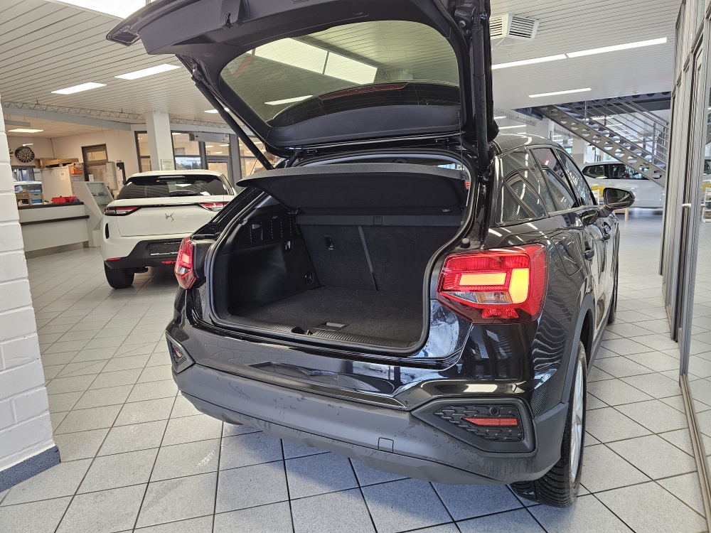 Audi Q2  bei Hoffmann Automobile in Wolfsburg kaufen und sofort mitnehmen - Bild 2