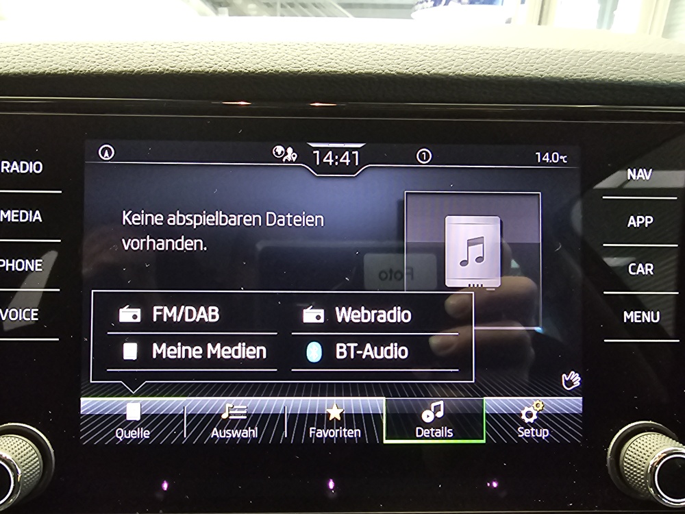 Skoda Karoq  bei Hoffmann Automobile in Wolfsburg kaufen und sofort mitnehmen - Bild 12