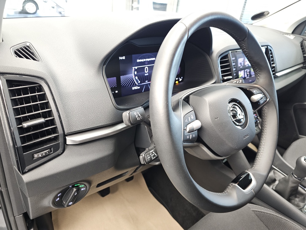 Skoda Karoq  bei Hoffmann Automobile in Wolfsburg kaufen und sofort mitnehmen - Bild 19