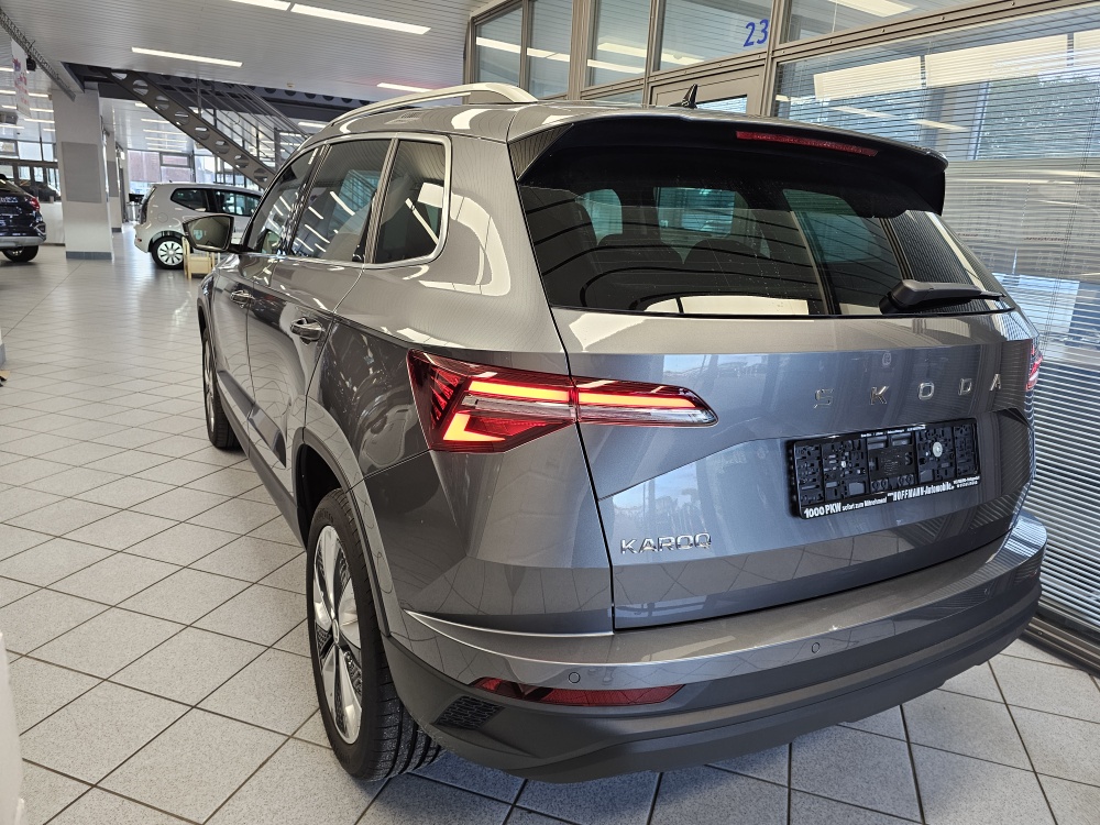 Skoda Karoq  bei Hoffmann Automobile in Wolfsburg kaufen und sofort mitnehmen - Bild 3