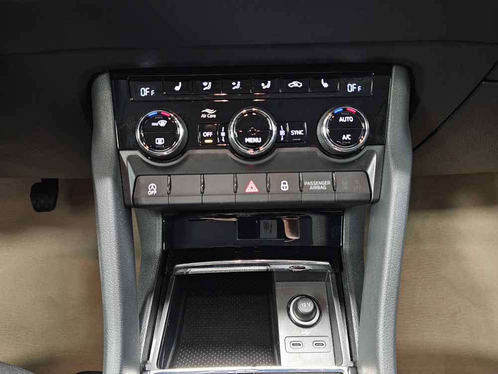 Skoda Karoq  bei Hoffmann Automobile in Wolfsburg kaufen und sofort mitnehmen - Bild 7