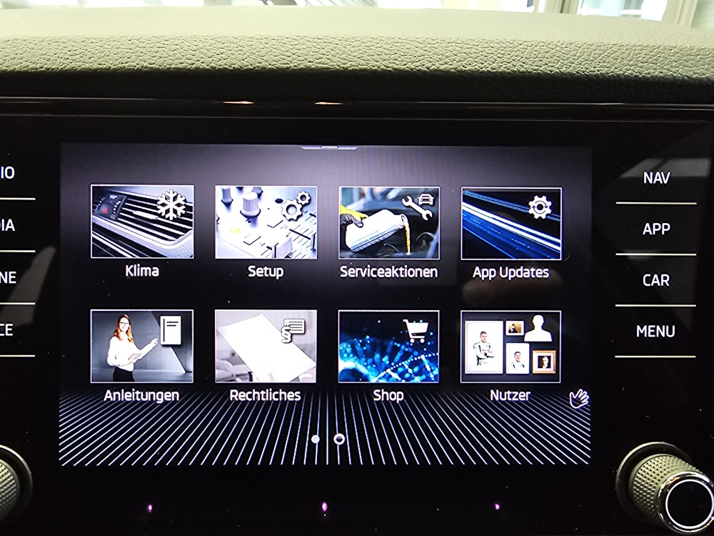 Skoda Karoq  bei Hoffmann Automobile in Wolfsburg kaufen und sofort mitnehmen - Bild 8