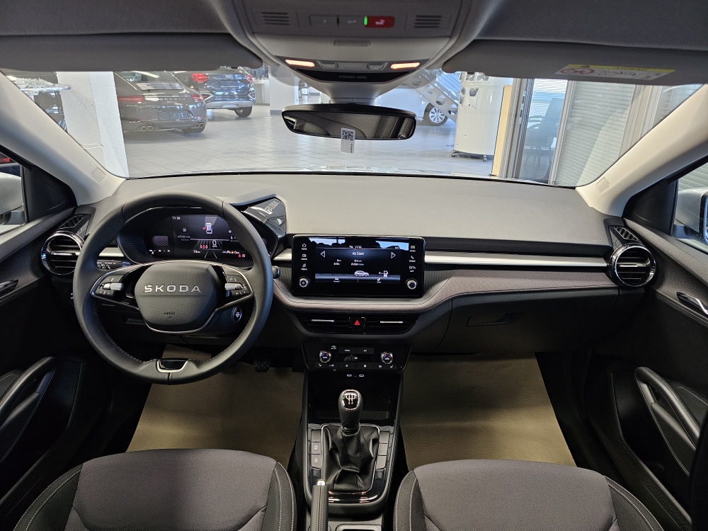 Skoda Fabia  bei Hoffmann Automobile in Wolfsburg kaufen und sofort mitnehmen - Bild 5