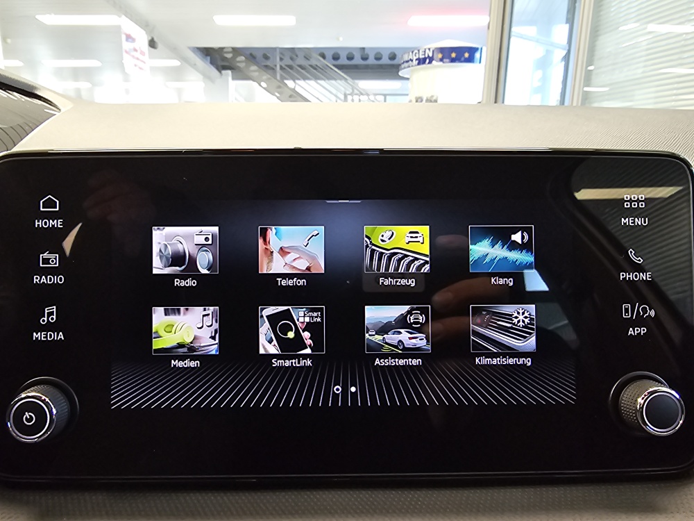 Skoda Fabia  bei Hoffmann Automobile in Wolfsburg kaufen und sofort mitnehmen - Bild 8