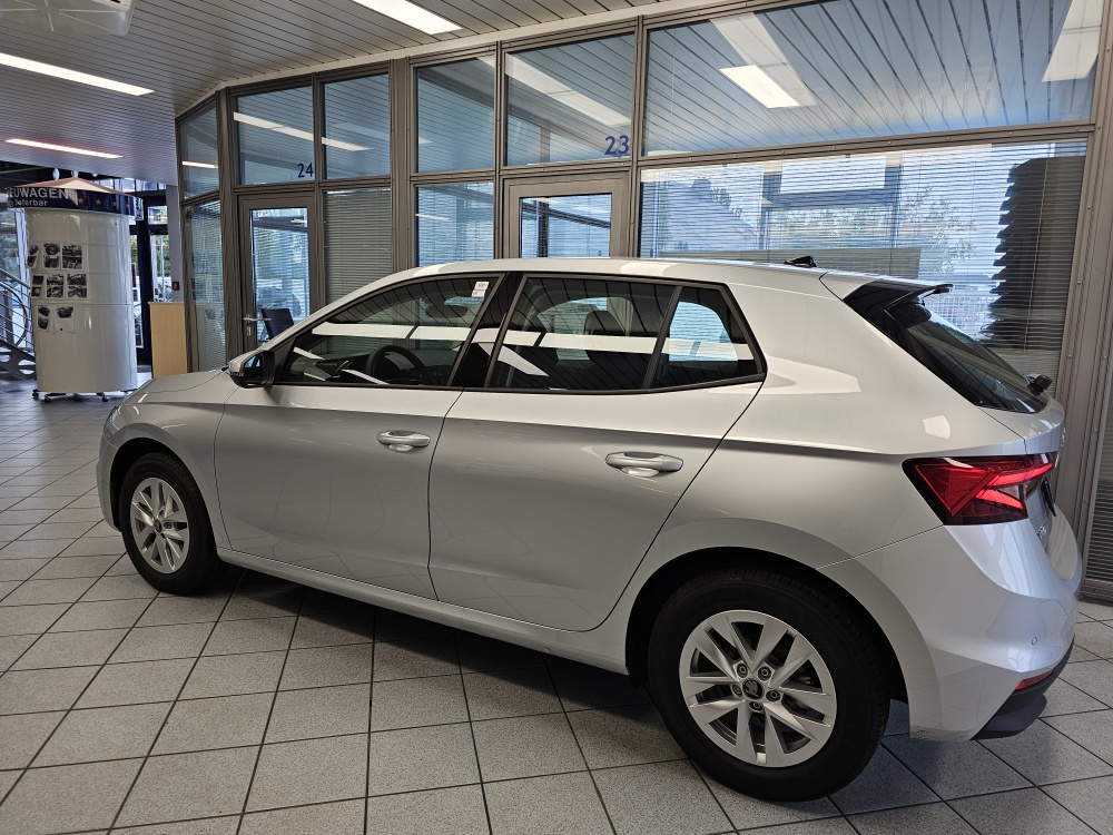 Skoda Fabia  bei Hoffmann Automobile in Wolfsburg kaufen und sofort mitnehmen - Bild 23