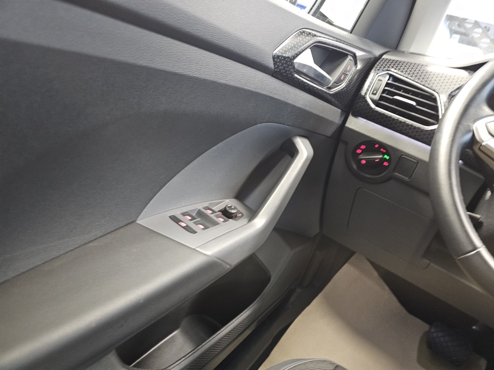 VW T-Cross  bei Hoffmann Automobile in Wolfsburg kaufen und sofort mitnehmen - Bild 19
