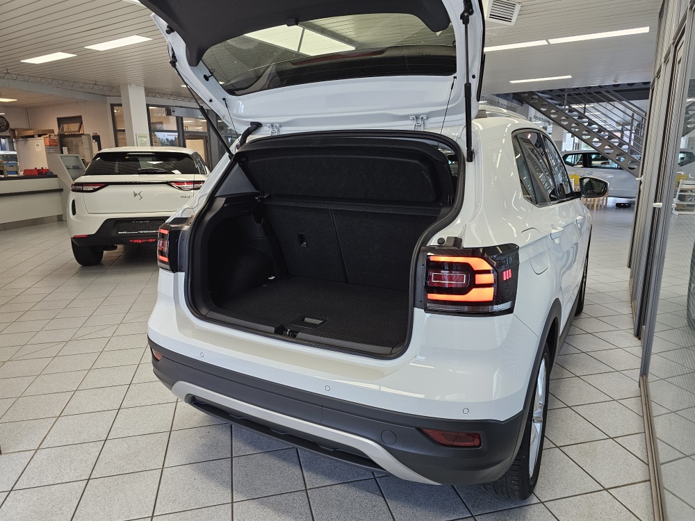 VW T-Cross  bei Hoffmann Automobile in Wolfsburg kaufen und sofort mitnehmen - Bild 2