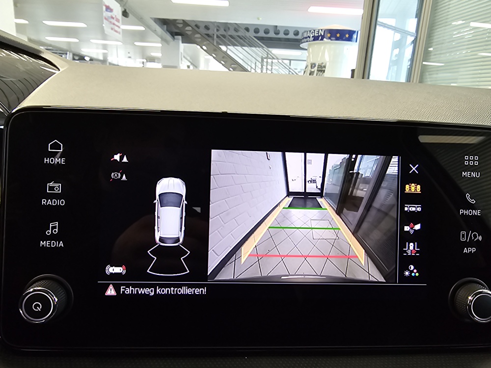 Skoda Fabia  bei Hoffmann Automobile in Wolfsburg kaufen und sofort mitnehmen - Bild 14