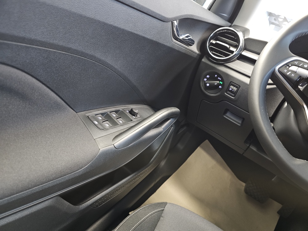 Skoda Fabia  bei Hoffmann Automobile in Wolfsburg kaufen und sofort mitnehmen - Bild 17