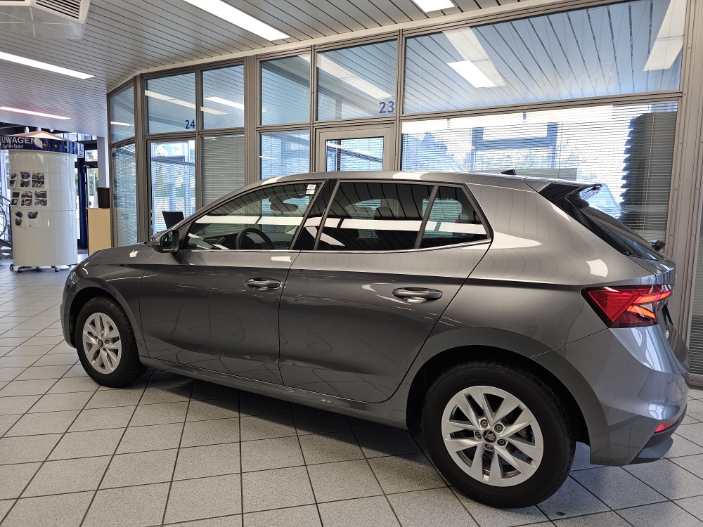 Skoda Fabia  bei Hoffmann Automobile in Wolfsburg kaufen und sofort mitnehmen - Bild 23