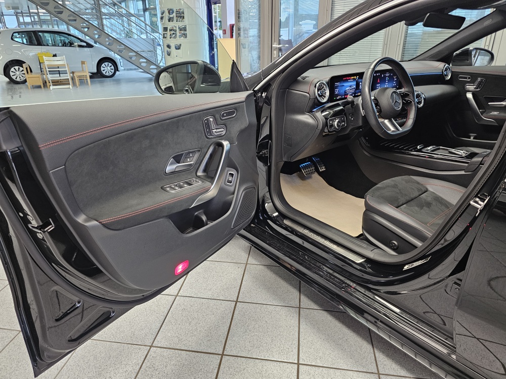 Mercedes-Benz CLA 250e  bei Hoffmann Automobile in Wolfsburg kaufen und sofort mitnehmen - Bild 48