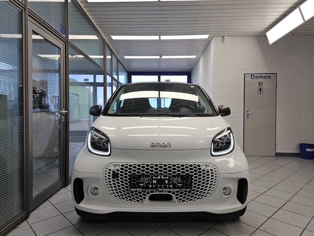 Smart fortwo  bei Hoffmann Automobile in Wolfsburg kaufen und sofort mitnehmen - Bild 24