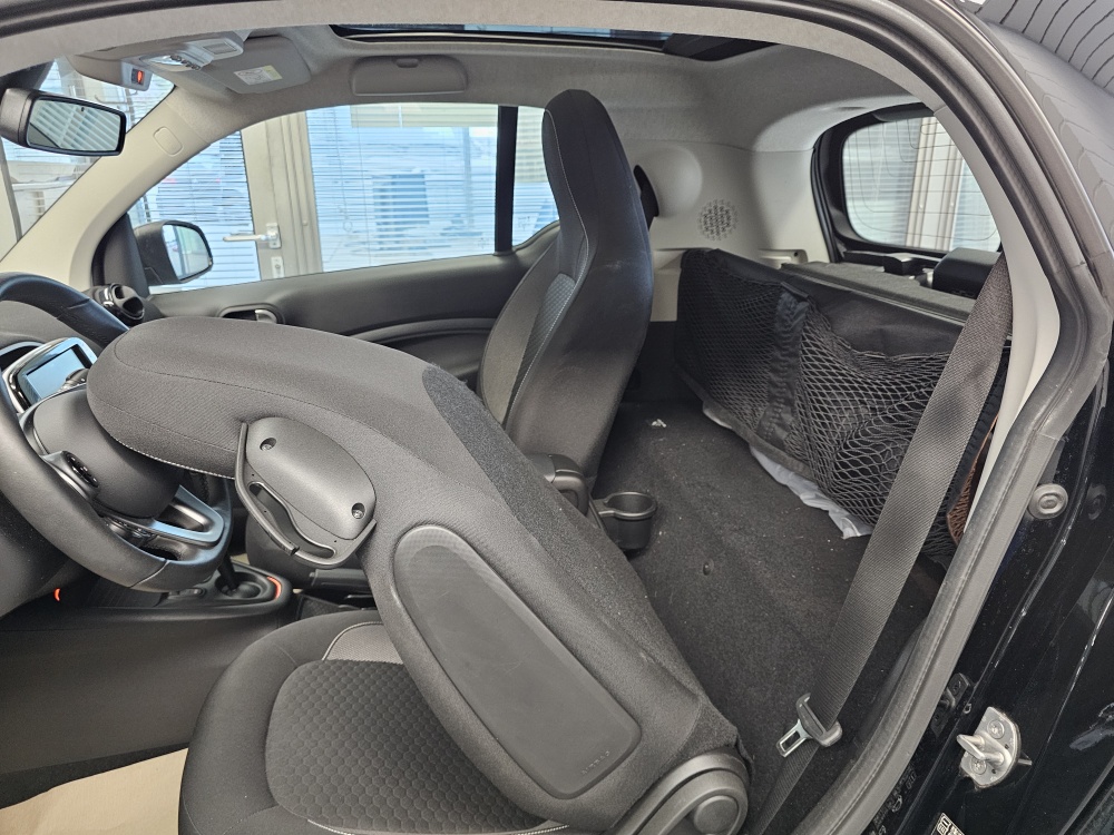 Smart fortwo  bei Hoffmann Automobile in Wolfsburg kaufen und sofort mitnehmen - Bild 6