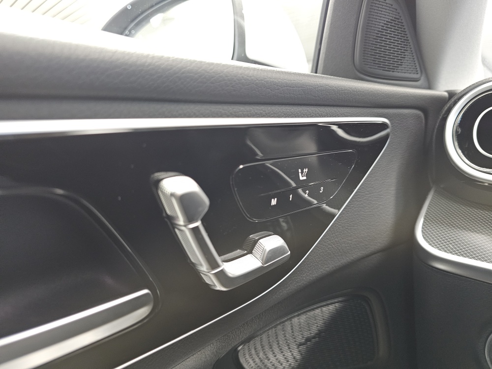 Mercedes-Benz C 220 T  bei Hoffmann Automobile in Wolfsburg kaufen und sofort mitnehmen - Bild 37