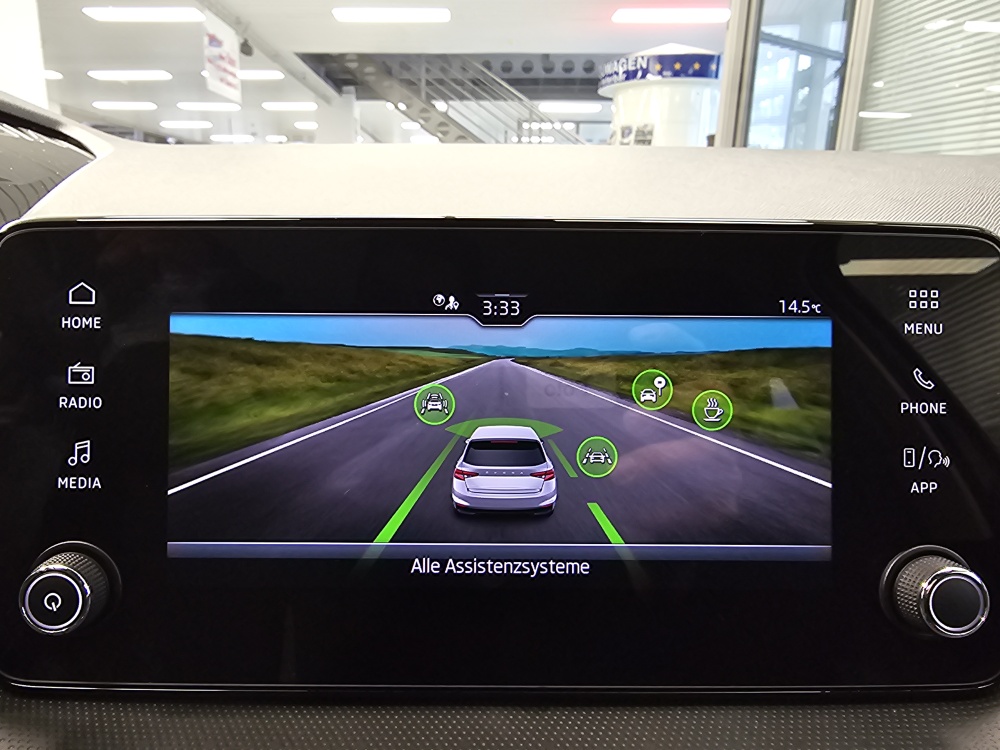 Skoda Fabia  bei Hoffmann Automobile in Wolfsburg kaufen und sofort mitnehmen - Bild 13