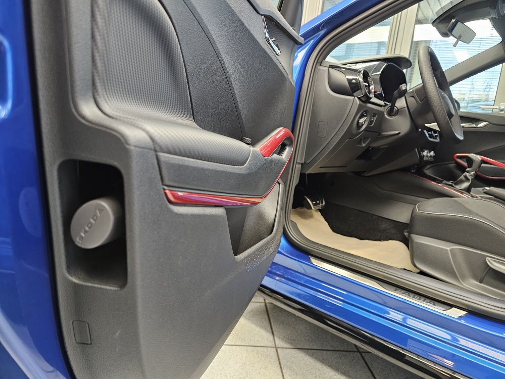 Skoda Fabia  bei Hoffmann Automobile in Wolfsburg kaufen und sofort mitnehmen - Bild 24