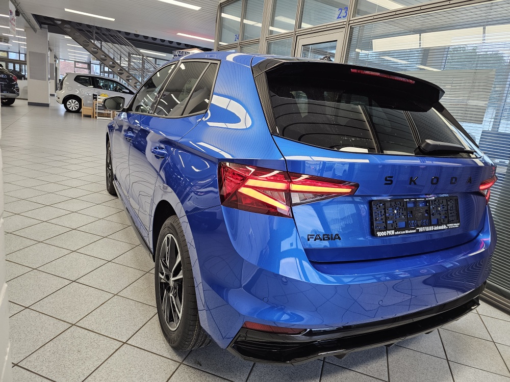 Skoda Fabia  bei Hoffmann Automobile in Wolfsburg kaufen und sofort mitnehmen - Bild 3