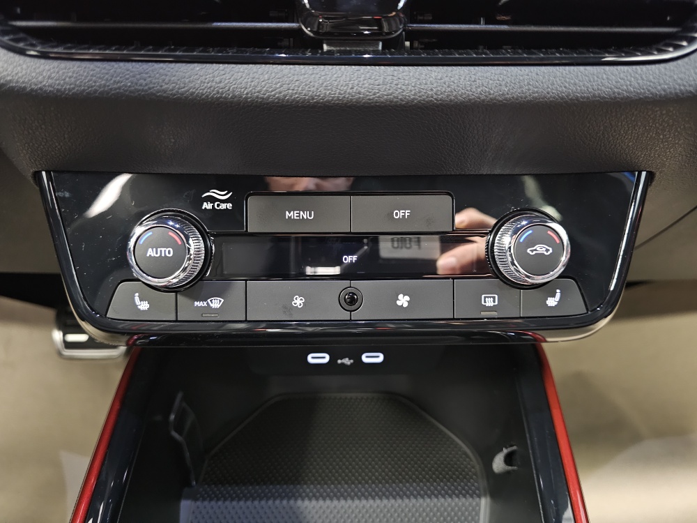 Skoda Fabia  bei Hoffmann Automobile in Wolfsburg kaufen und sofort mitnehmen - Bild 8