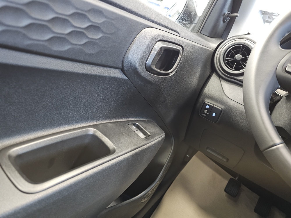 Hyundai i10  bei Hoffmann Automobile in Wolfsburg kaufen und sofort mitnehmen - Bild 25